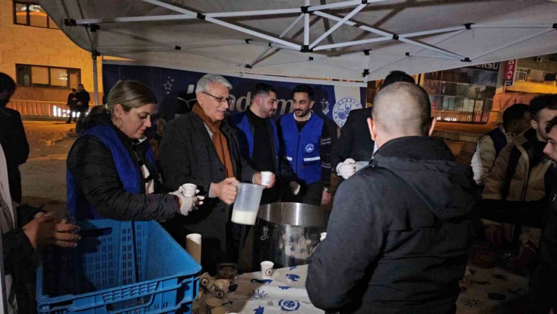 Elazığ'da Berat Kandili'nde camiler doldu taştı