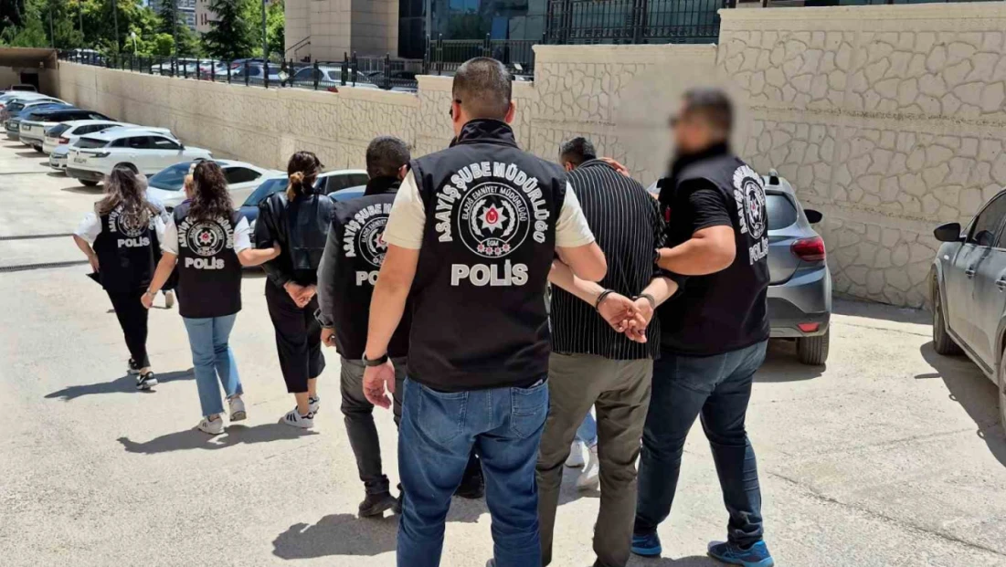 Elazığ'da güzellik salonuna fuhuş operasyonu: 4 tutuklama