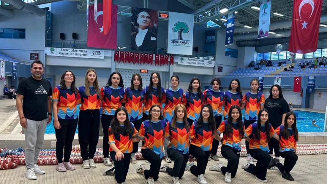 Elazığlı sporculardan su topunda büyük başarı