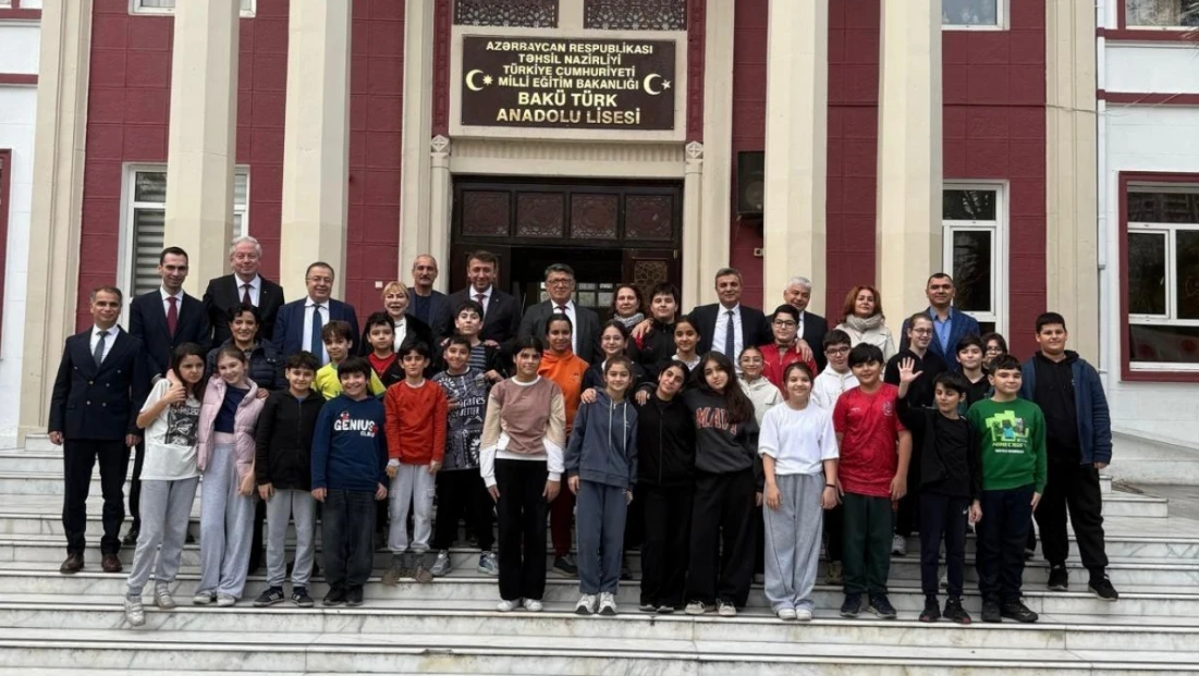 Fırat Üniversitesi Bakü'de tanıtıldı