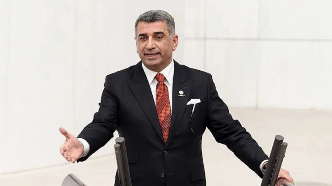 CHP Elazığ Milletvekili Gürsel Erol'dan Hükümete Övgü Dolu Sözler