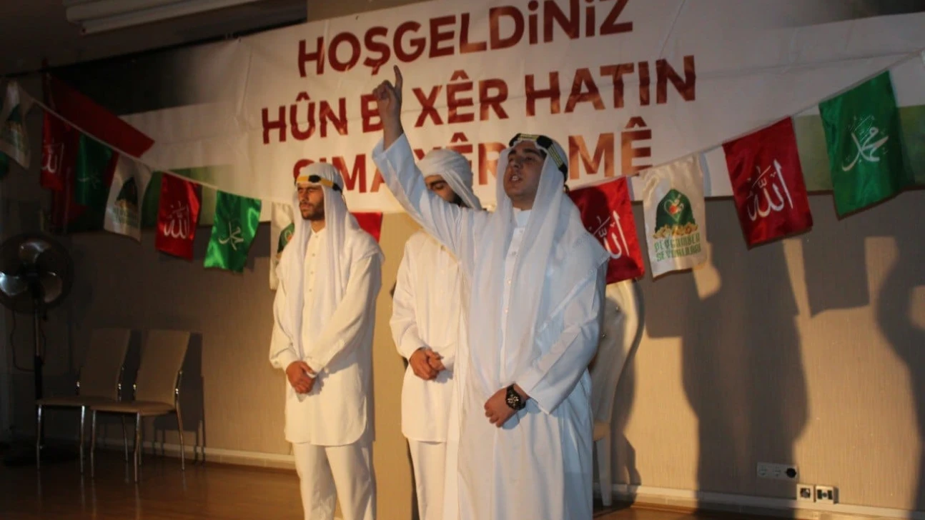 Peygamber Sevdalıları Derneği'nden 'Yolumuzu Aydınlatan Yıldızlar' Programı