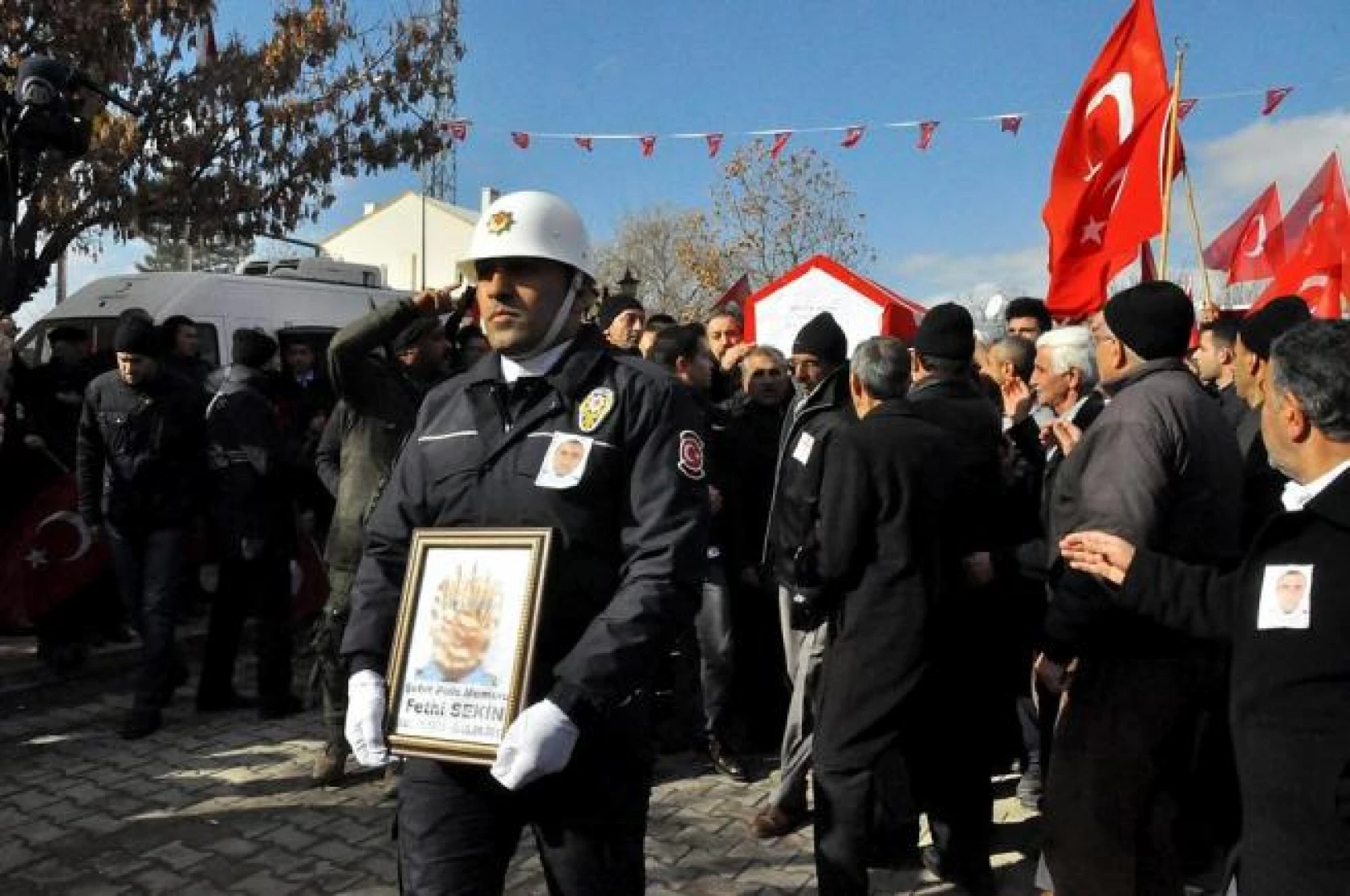 Kahraman Gakgoş'a Veda