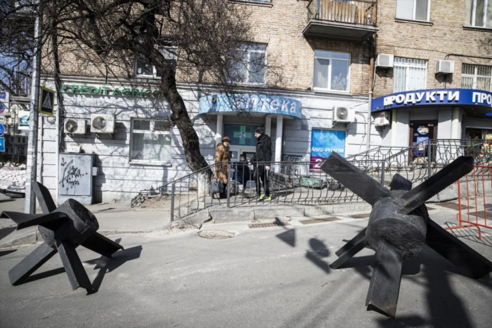 2. Dünya Savaşı'ndan kalma tank kapanları, Kiev savunmasında kullanılıyor