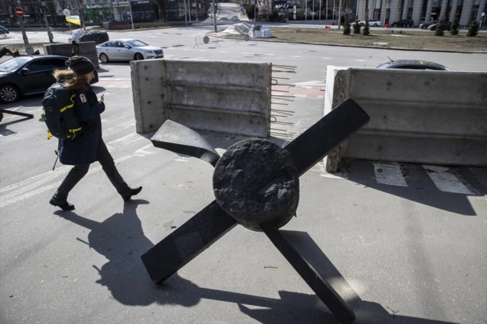 2. Dünya Savaşı'ndan kalma tank kapanları, Kiev savunmasında kullanılıyor