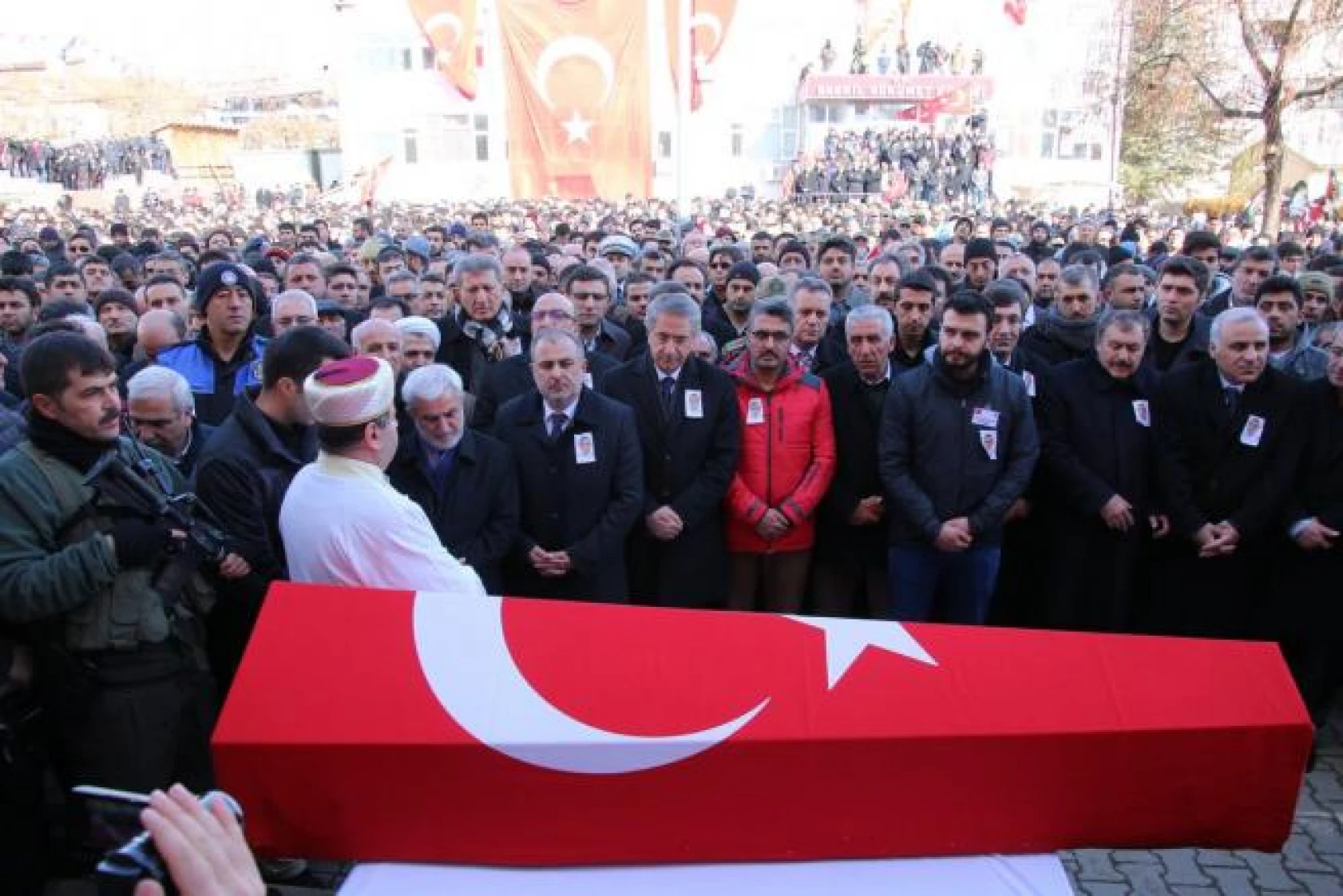 Kahraman Gakgoş'a Veda