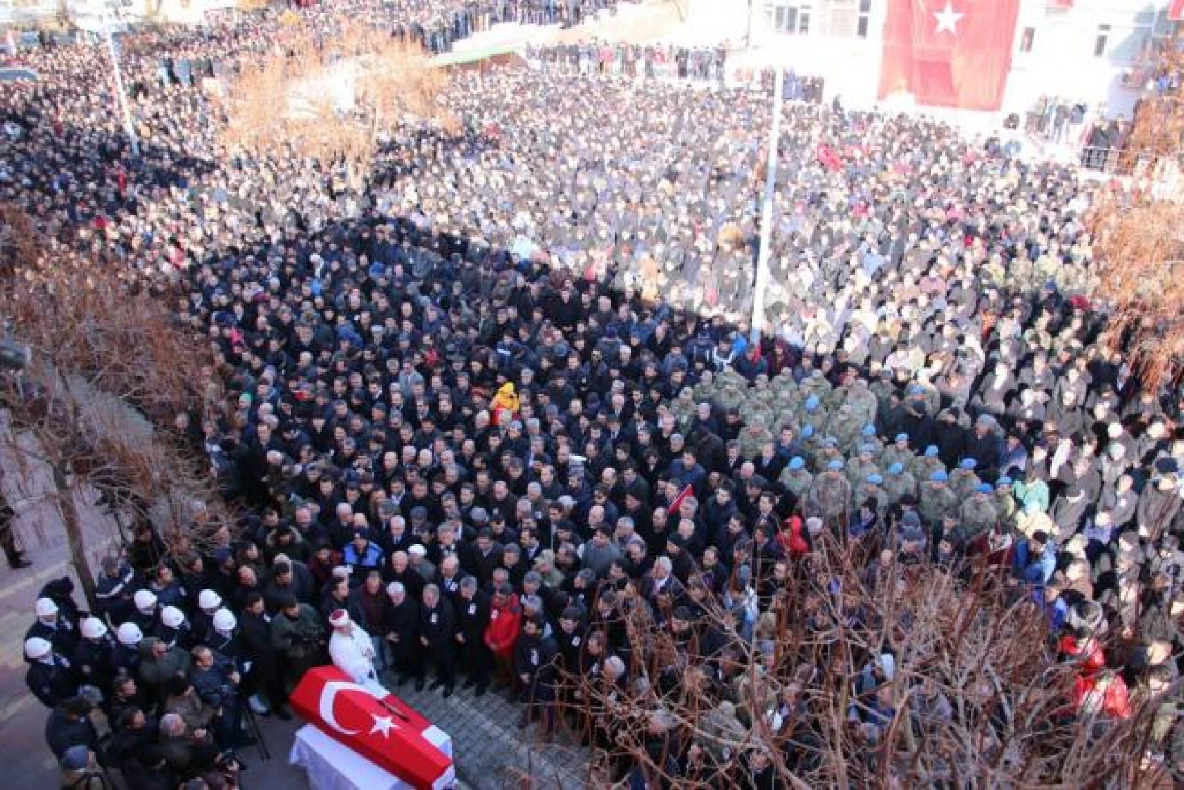 Kahraman Gakgoş'a Veda