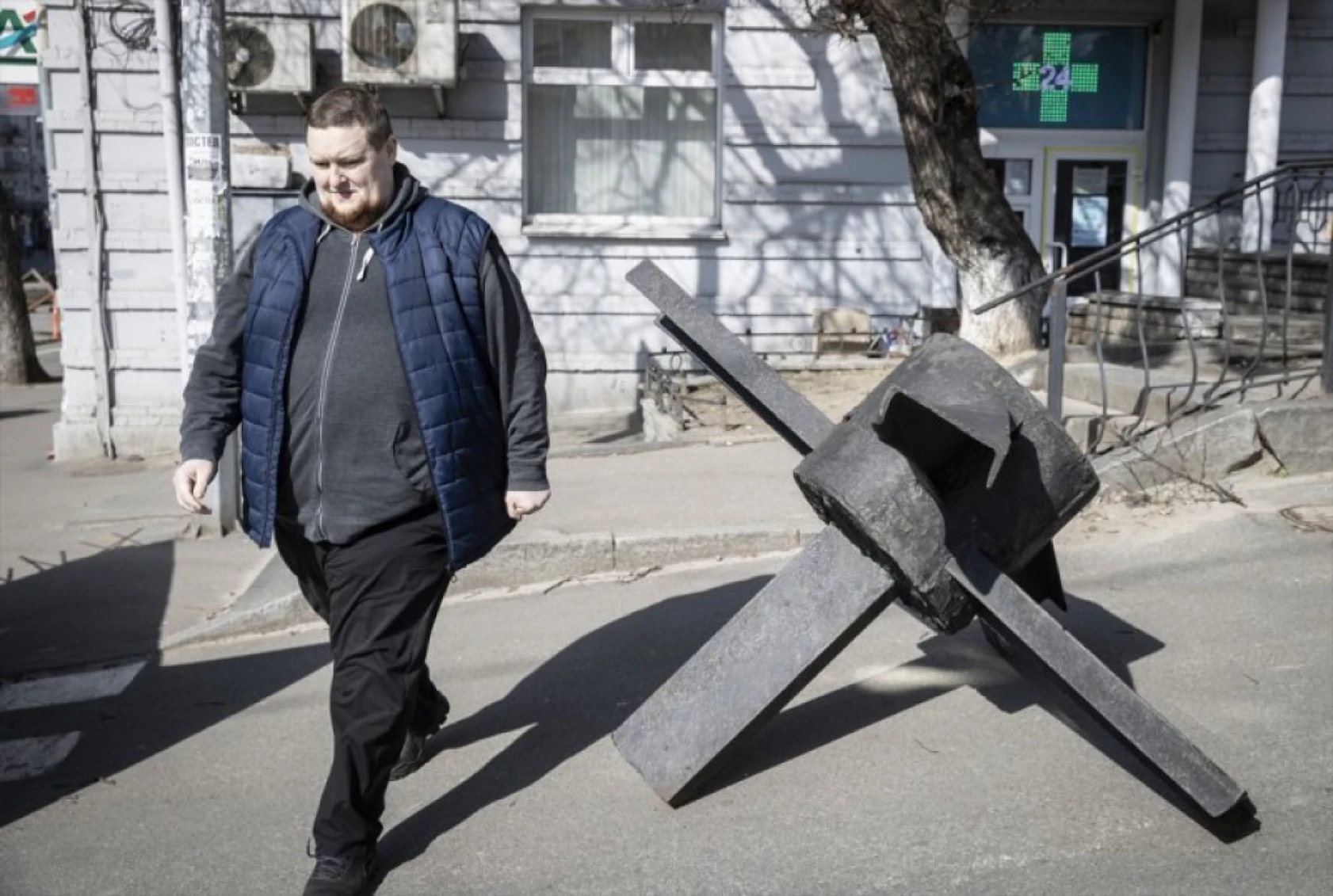 2. Dünya Savaşı'ndan kalma tank kapanları, Kiev savunmasında kullanılıyor