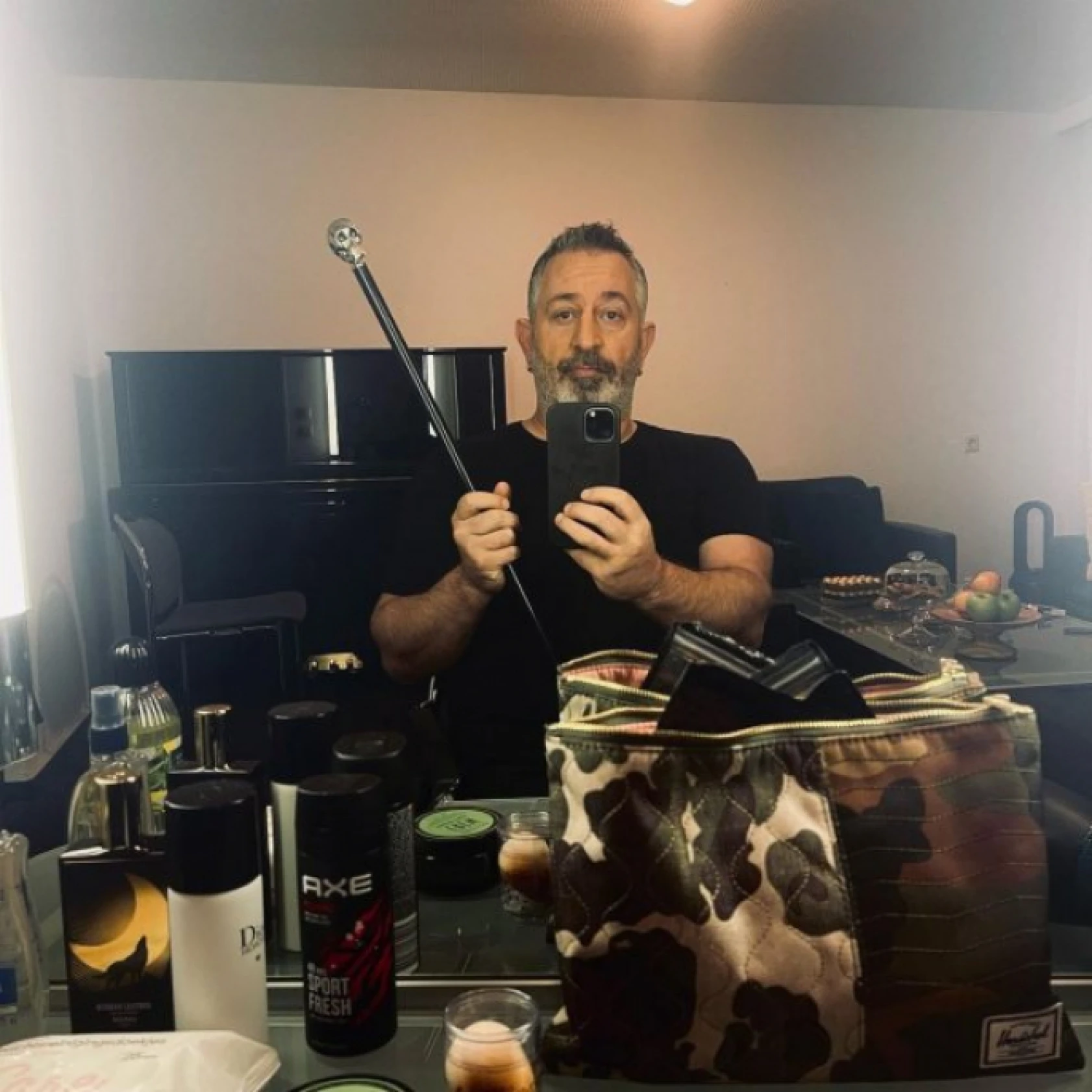 Sigara tiryakisi ünlüler