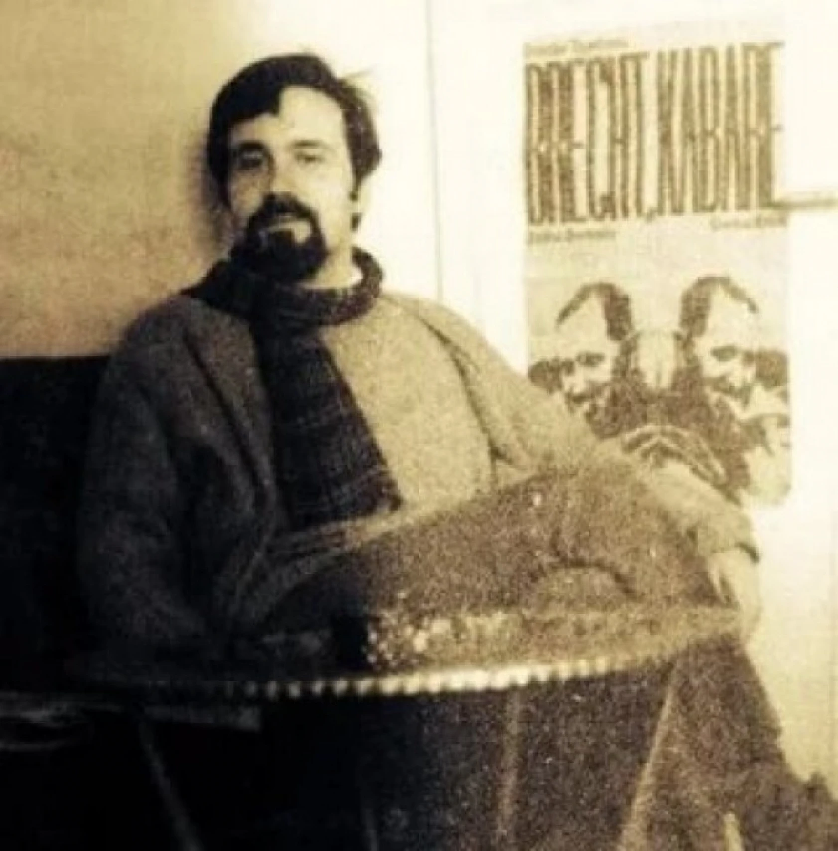Yazarların, şairlerin gençlik fotoğrafları