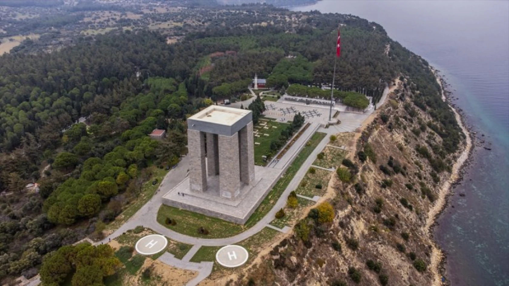 Çanakkale Savaşları Gelibolu Tarihi Alanı her yıl ziyaretçi akınına uğruyor