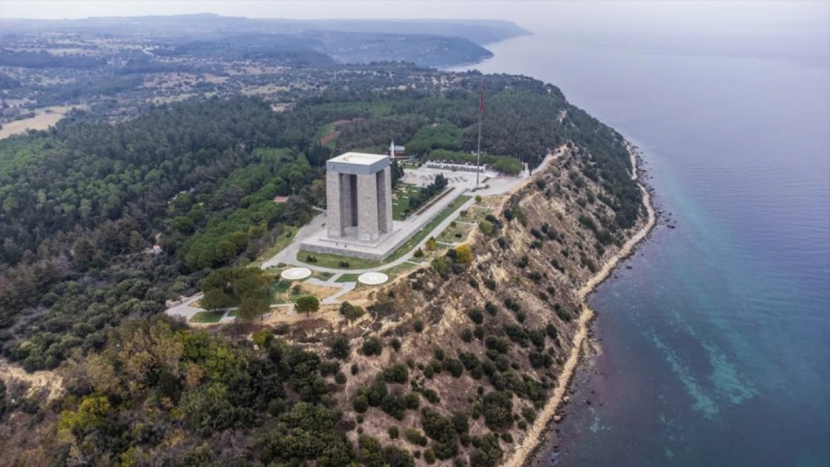 Çanakkale Savaşları Gelibolu Tarihi Alanı her yıl ziyaretçi akınına uğruyor