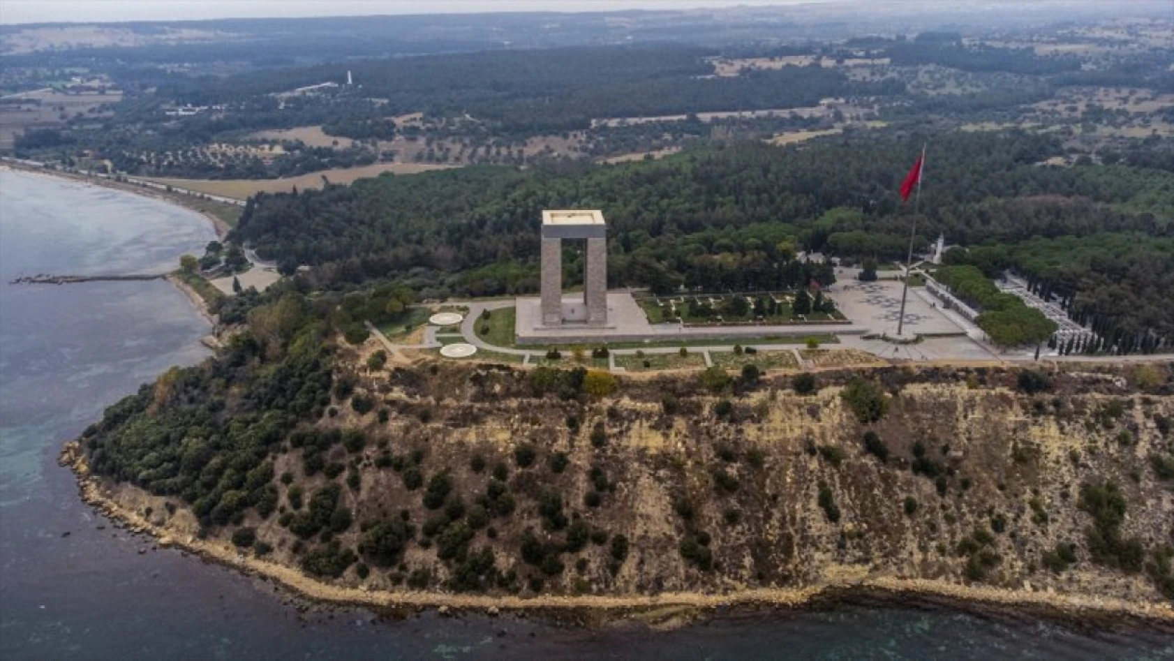 Çanakkale Savaşları Gelibolu Tarihi Alanı her yıl ziyaretçi akınına uğruyor