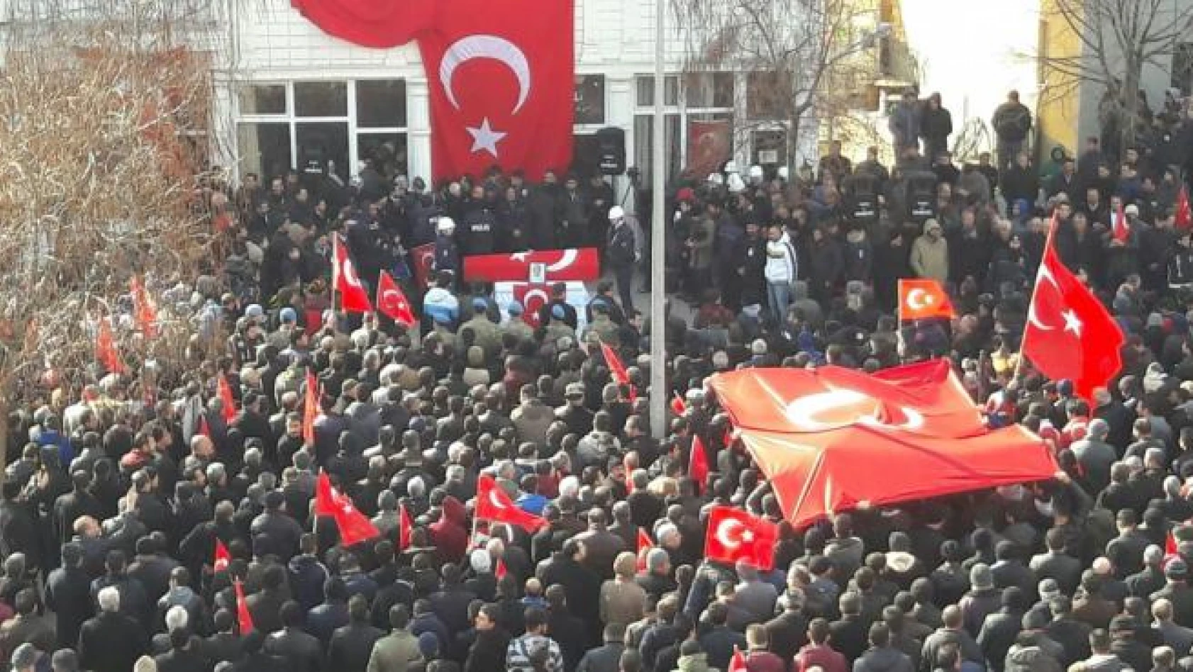 Kahraman Gakgoş'a Veda