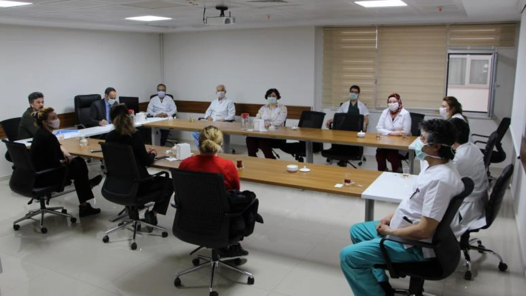 Fırat Üniversitesi Hastanesinde Pandemi Kurul Toplantısı Gerçekleştirildi