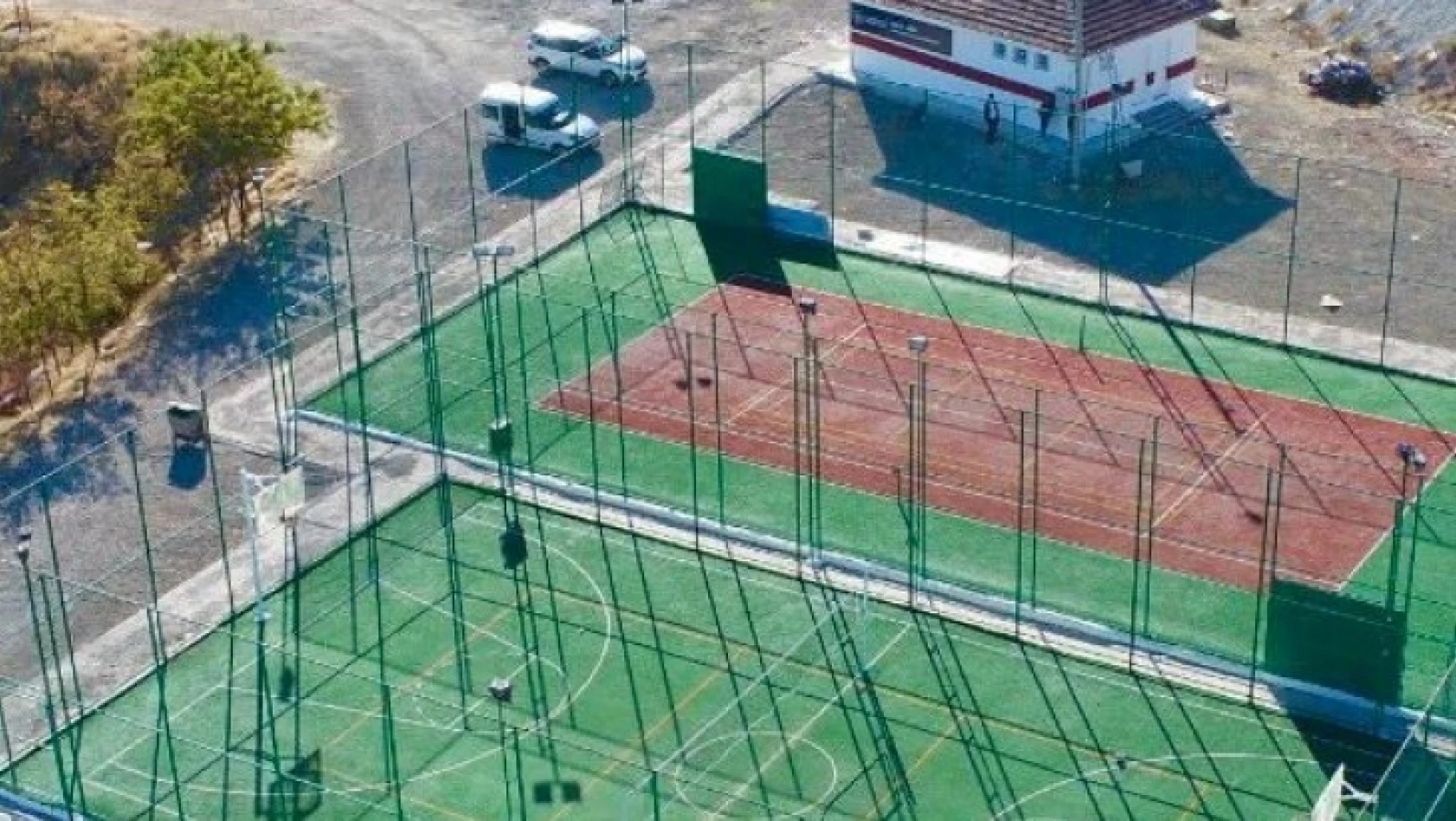 Ağın'da spor tesisleri yenilendi