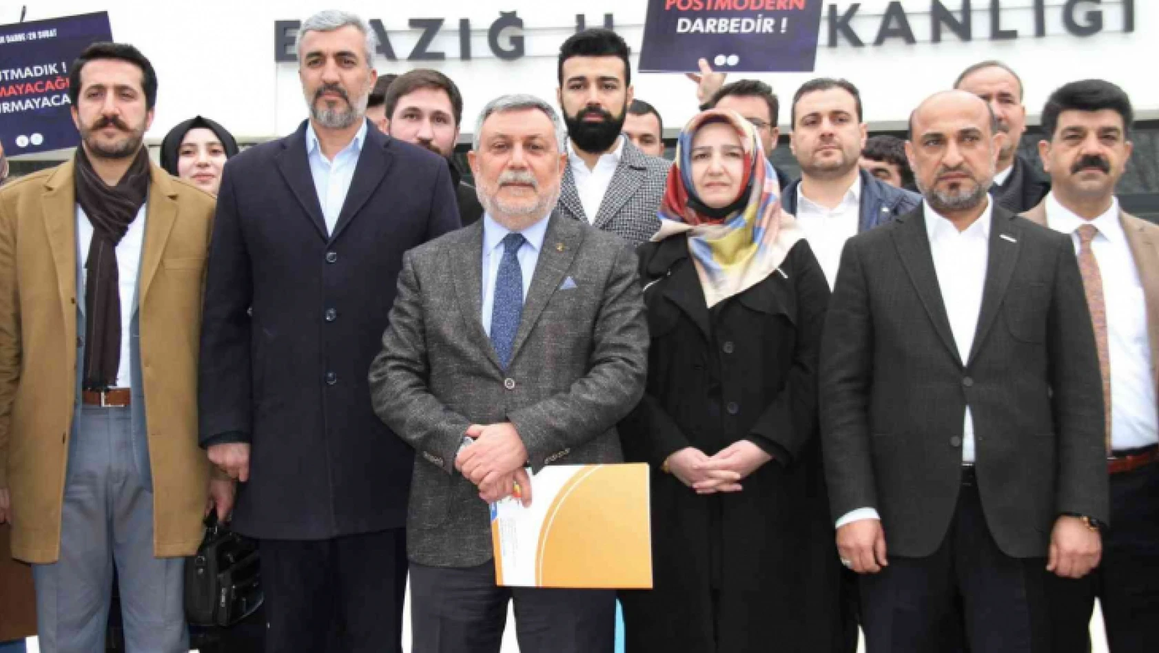 AK Parti Elazığ İl Başkanı Yıldırım: '28 Şubat darbesiyle milyonlarca insanın hayatı karartılmıştır'