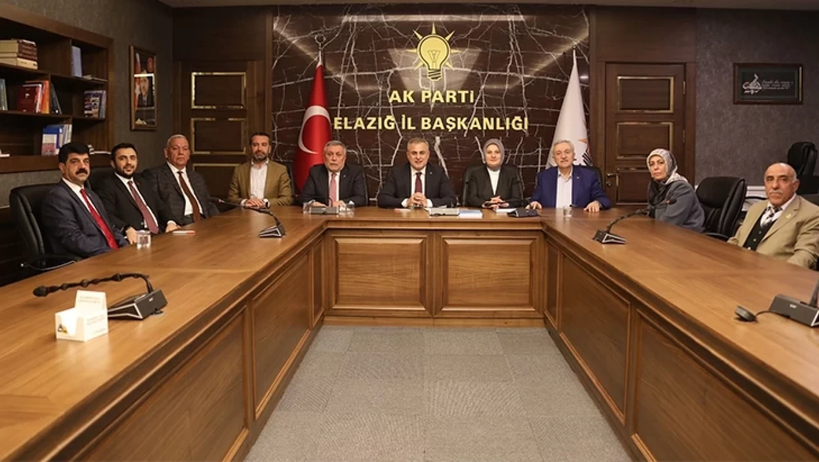 AK Parti İl Danışma Meclisi Toplantısı yoğun katılımla yapıldı
