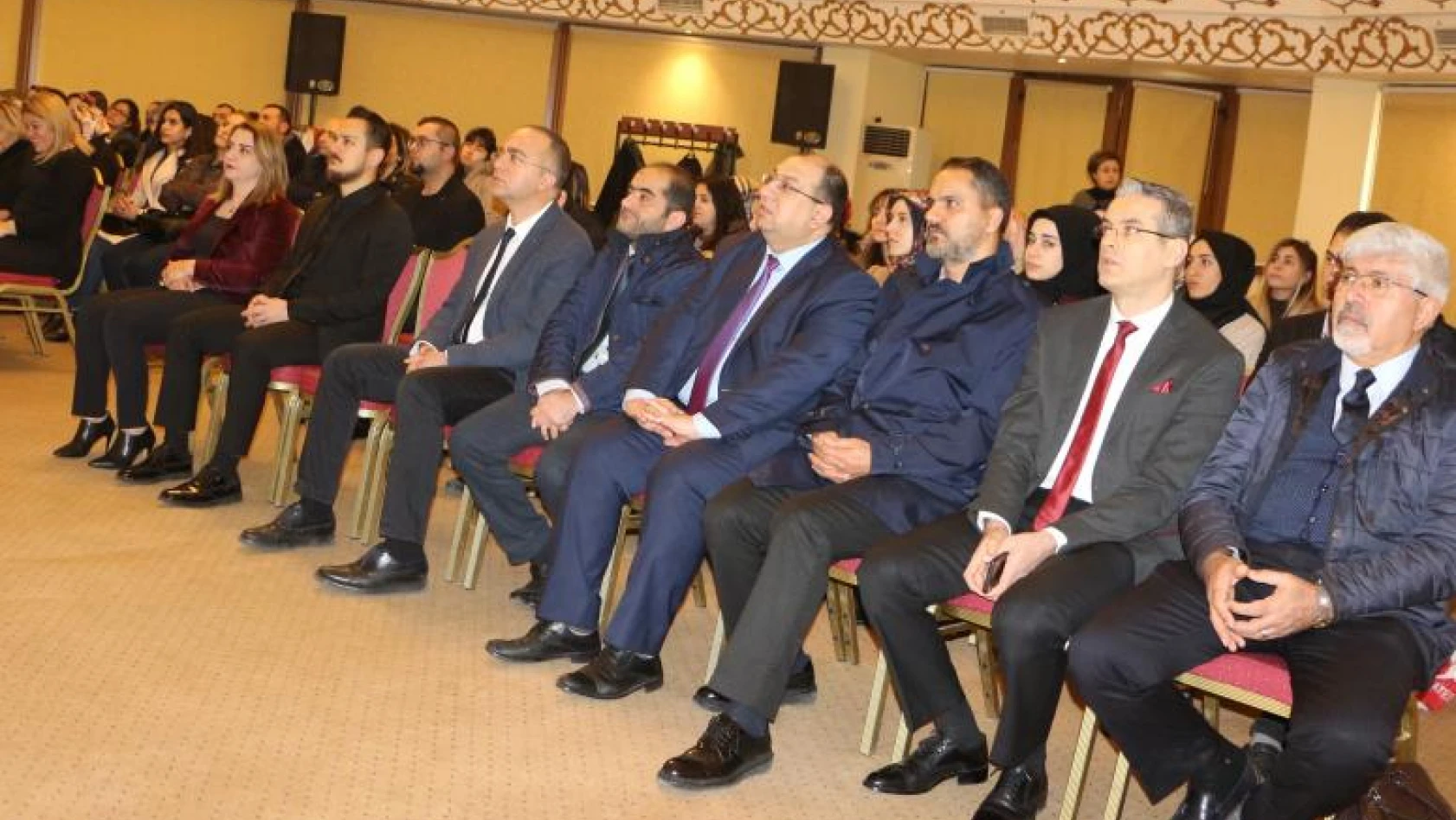 Elazığ'da Yenidoğan Canlandırma Programı (NRP) Eğitimi Düzenlendi