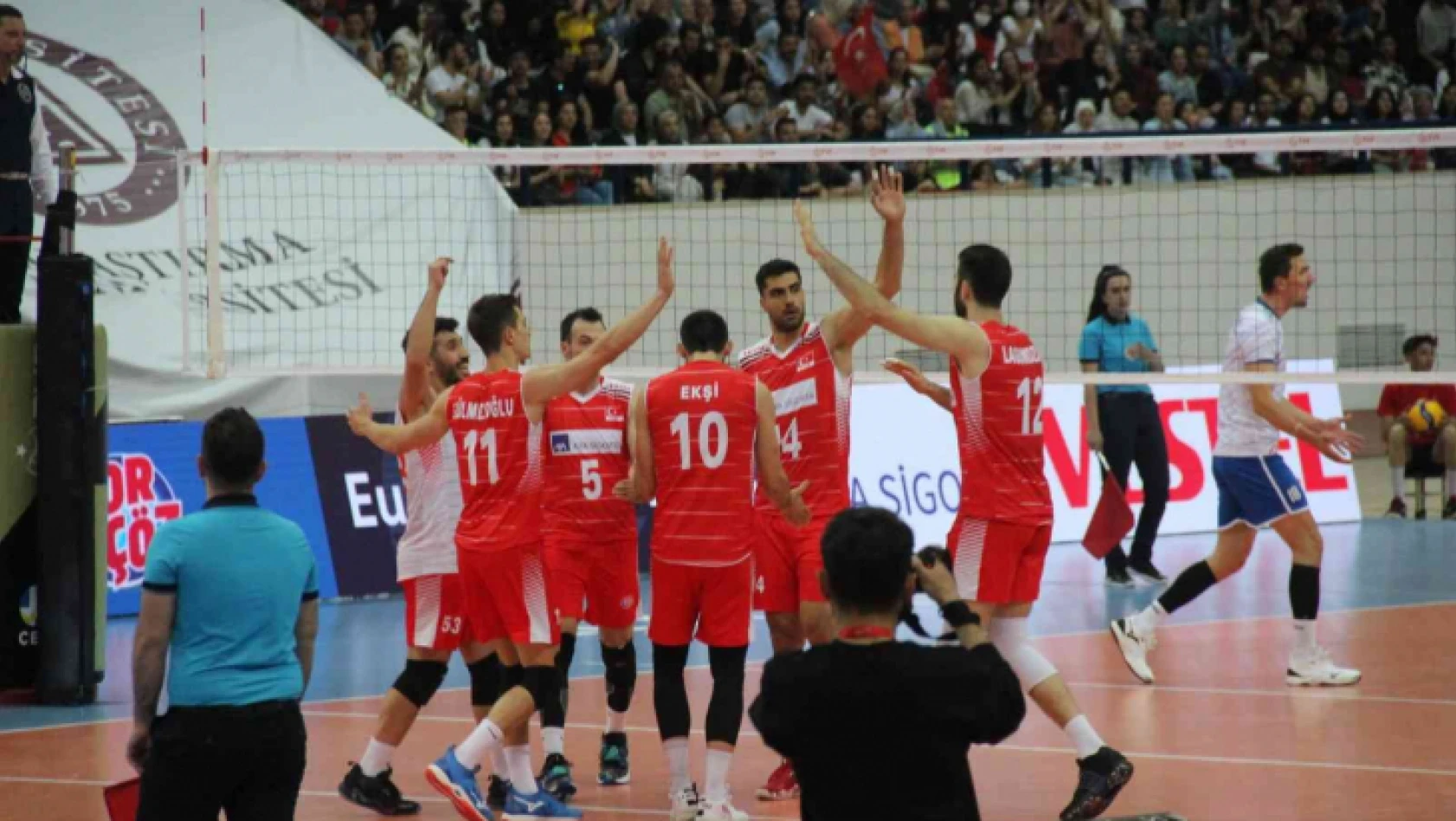 CEV Altın Lig: Türkiye: 3 - Slovakya: 0