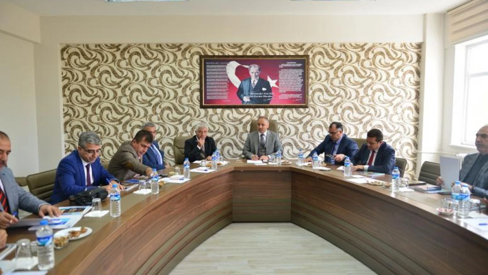İlçe Milli Eğitim Müdürleri Koordinasyon Toplantısı Karakoçan'da Gerçekleştirildi