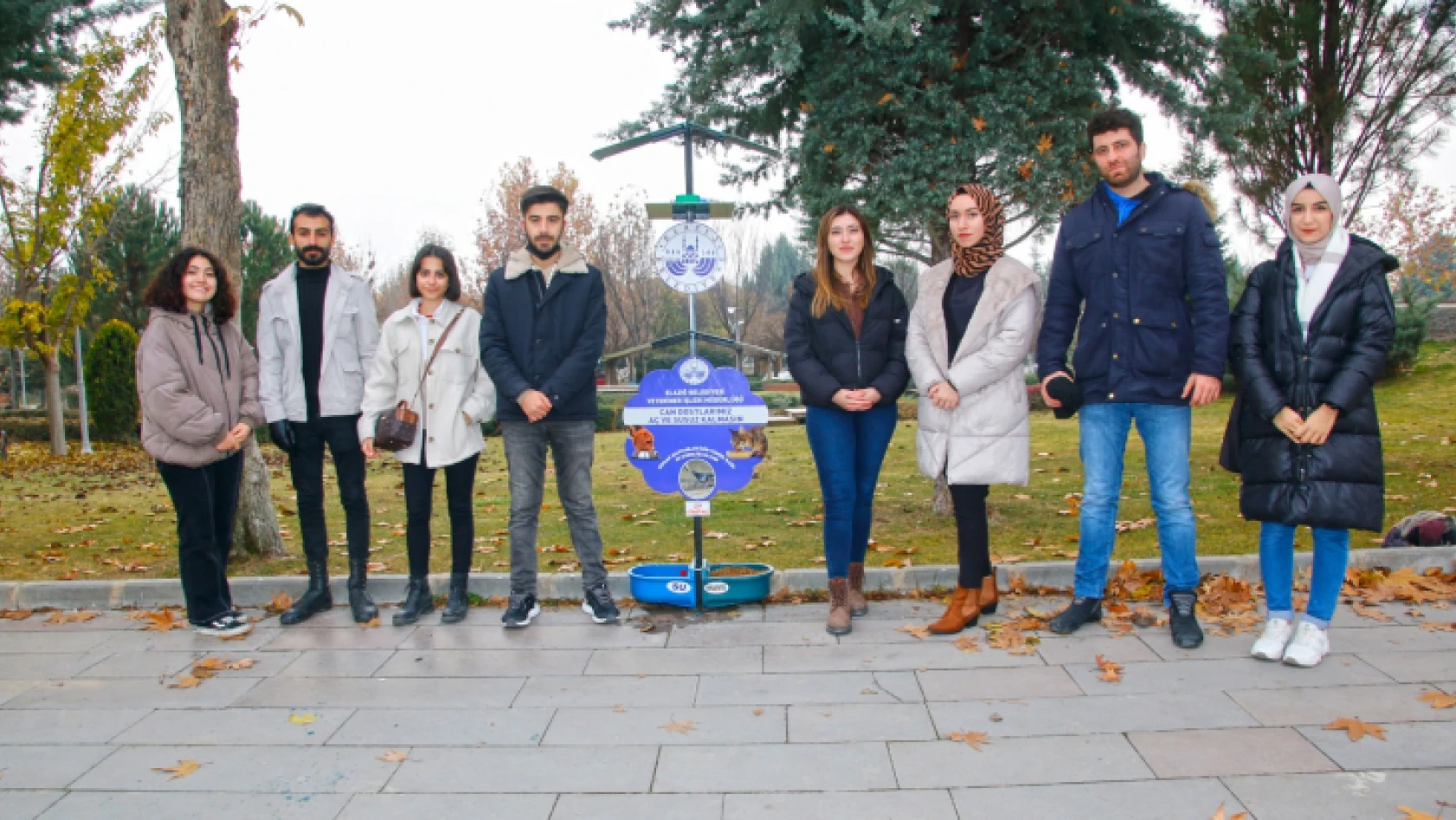 Elazığ Belediyesi Gençlik Meclisi Üyelerinden Can Dostlarımıza Destek