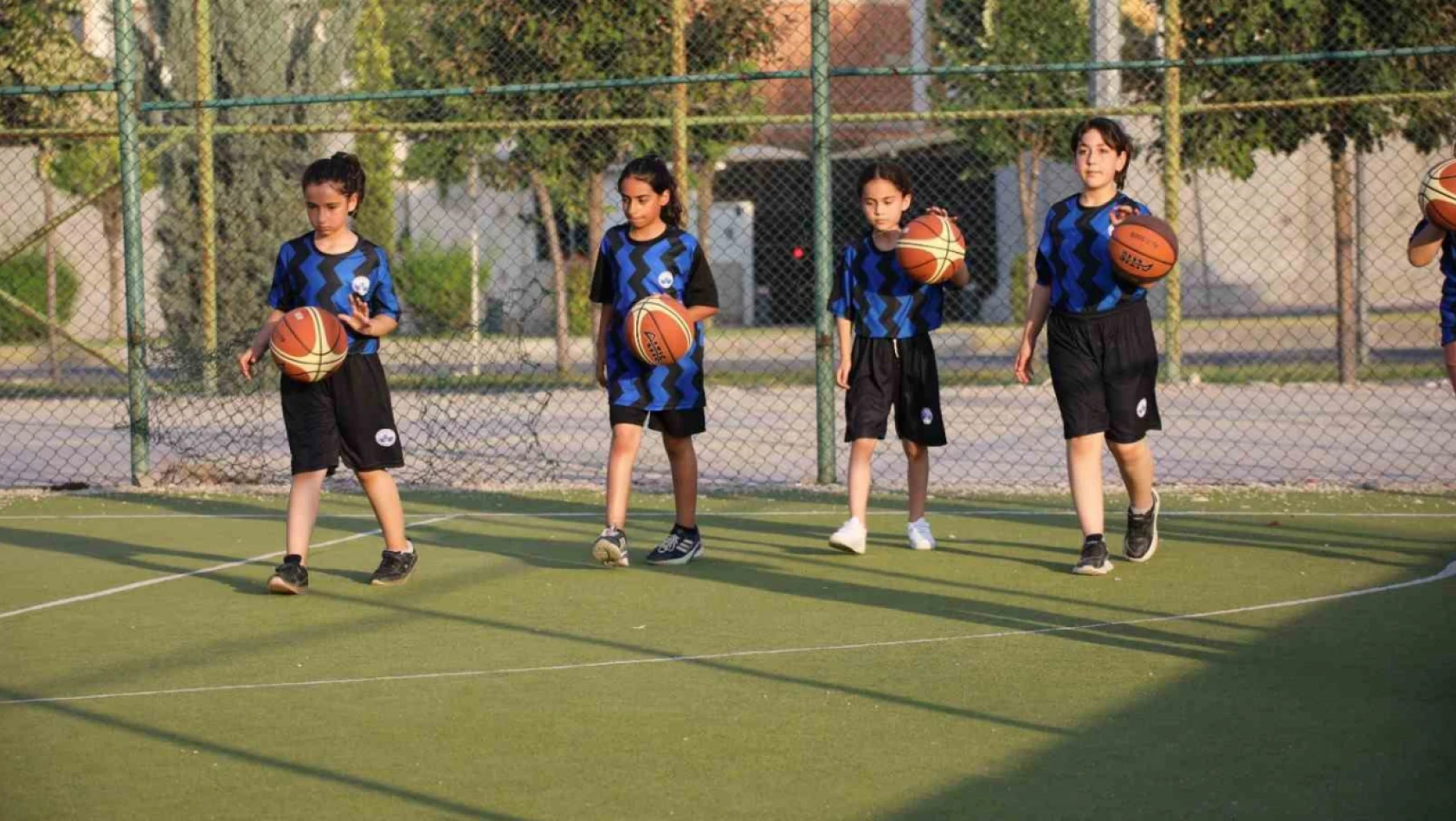 Elazığ Belediyesi ücretsiz yaz spor kursları başladı