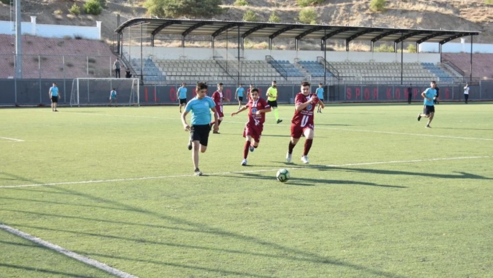 Elazığ'da 'Konteyner Cup' turnuvası  başladı