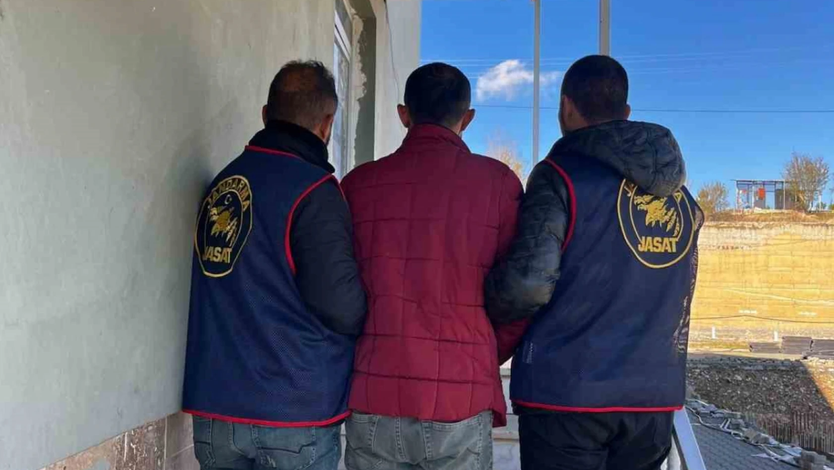 Elazığ'da 10 yıl kesinleşmiş hapis cezası bulunan zanlı tutuklandı