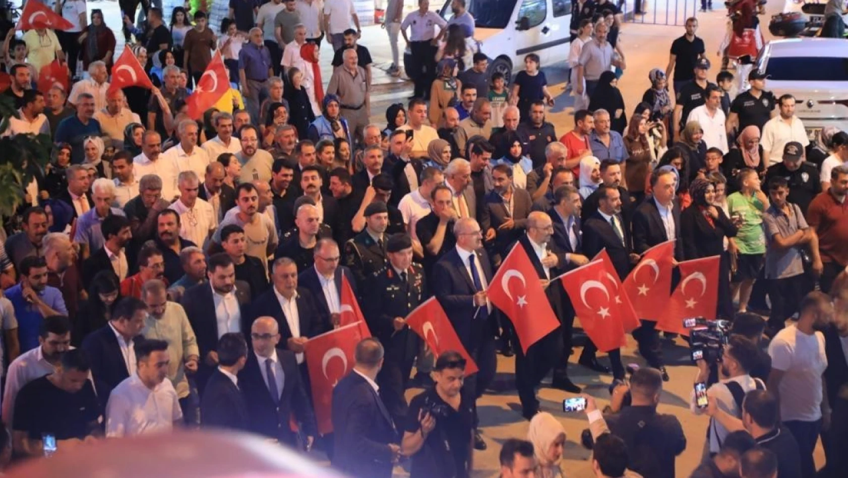 Elazığ'da 15 Temmuz Demokrasi ve Milli Birlik Günü anma töreni