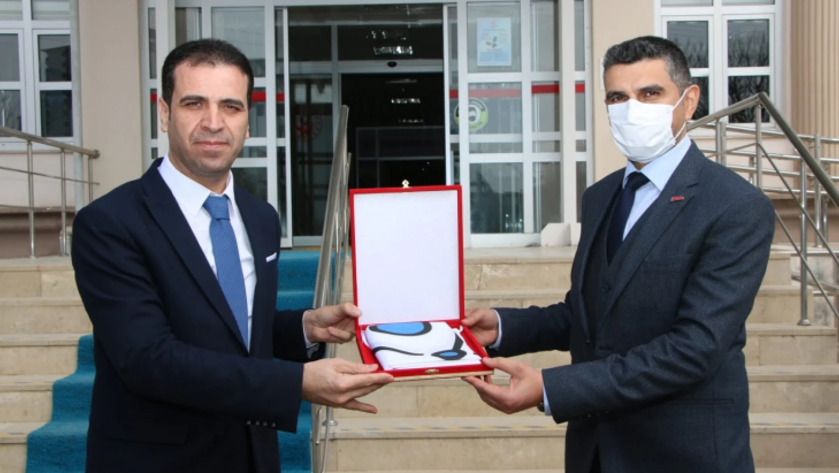 Elazığ'da 23 hizmet binası 'Erişilebilirlik Bayrağı' aldı