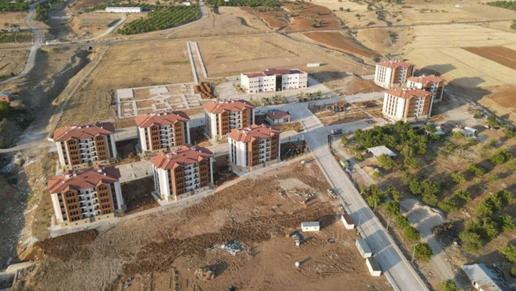 Elazığ'da 275 depremzede evlerine kavuştu