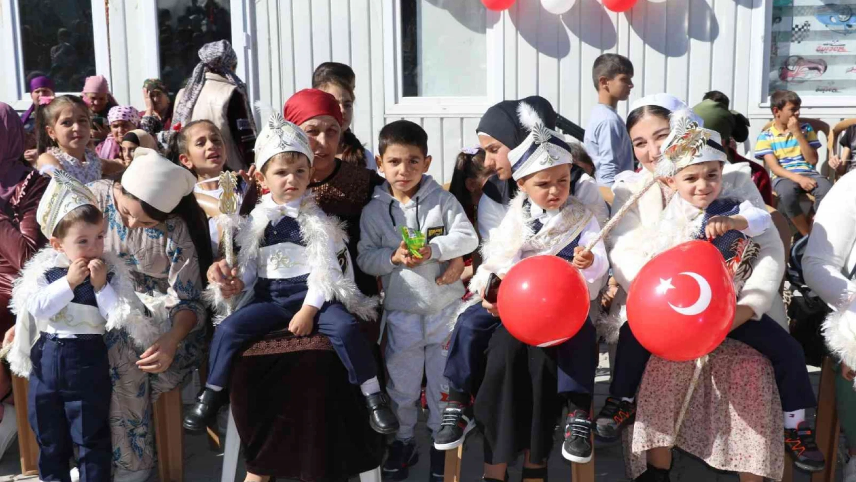 Elazığ'da Ahıska Türkü çocuklar için toplu sünnet töreni düzenlendi
