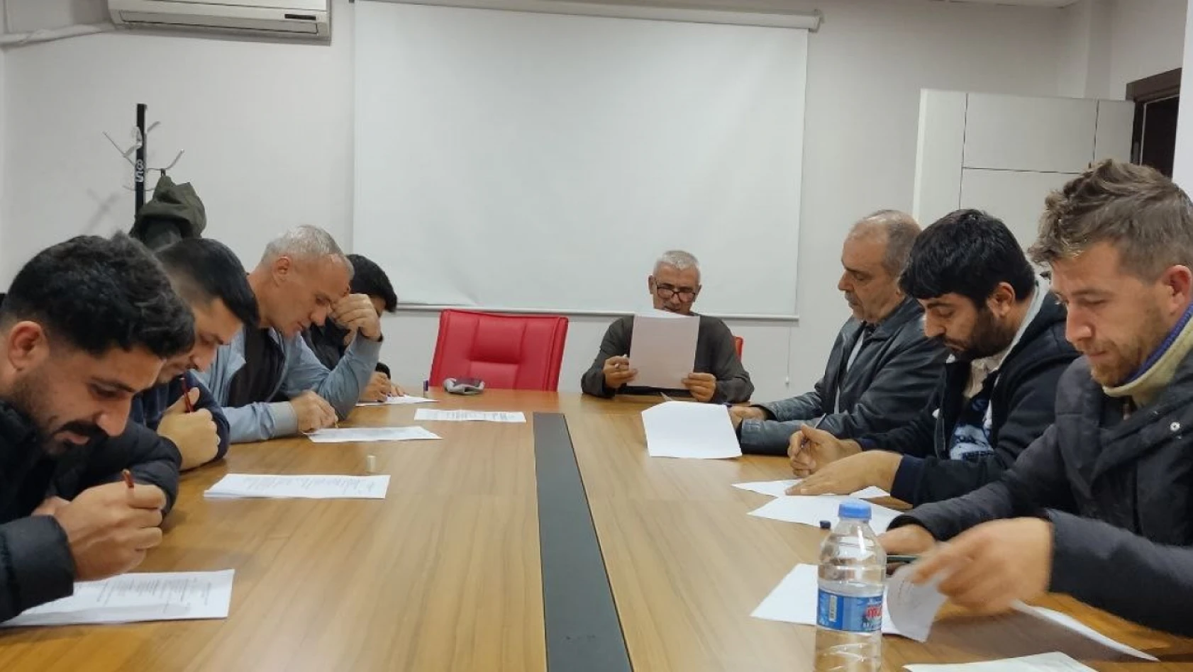Elazığ'da av kılavuzu adaylarına yönelik sınav gerçekleştirildi