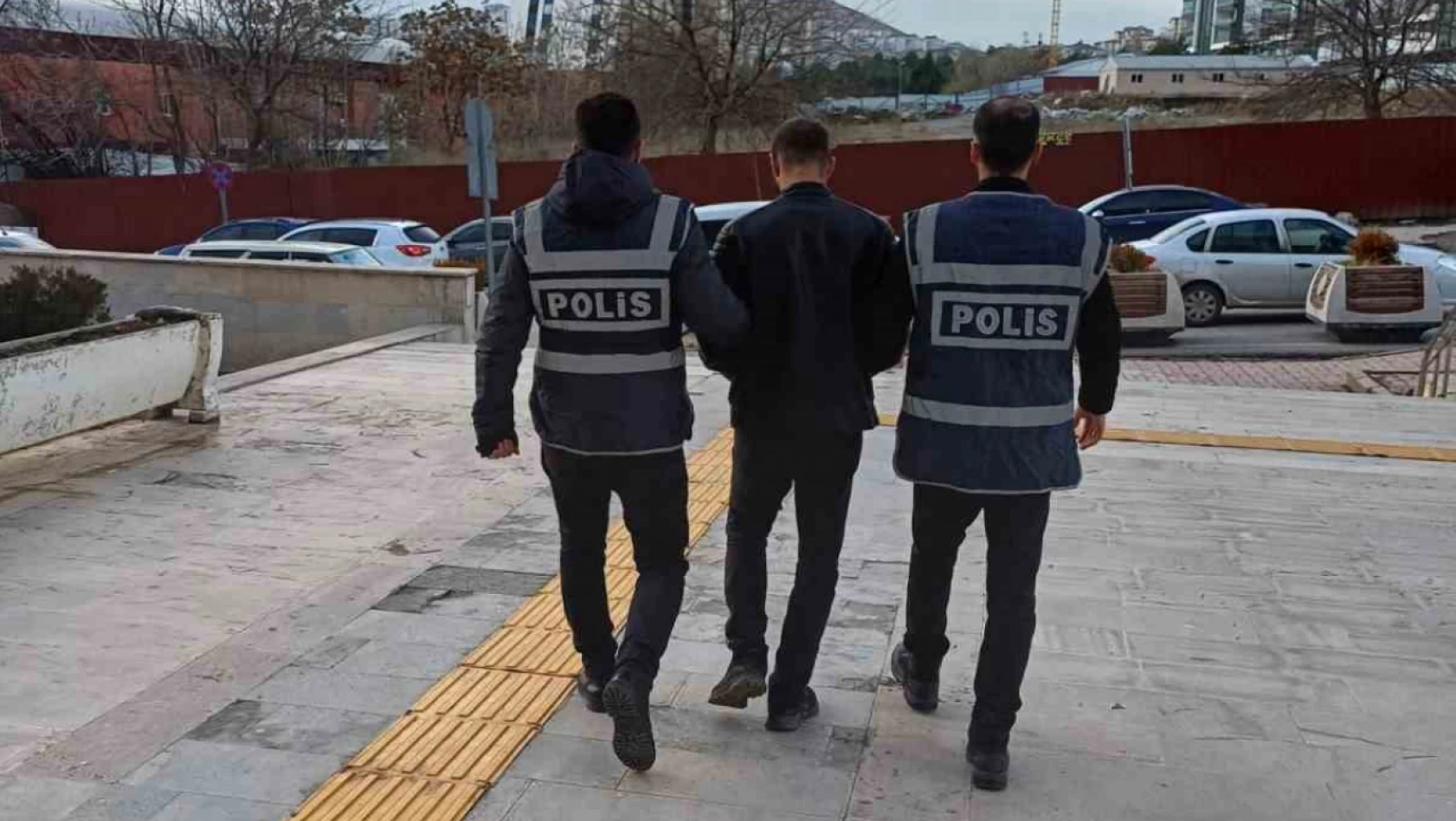 Elazığ'da haklarında kesinleşmiş hapis cezası bulunan 6 zanlı yakalandı