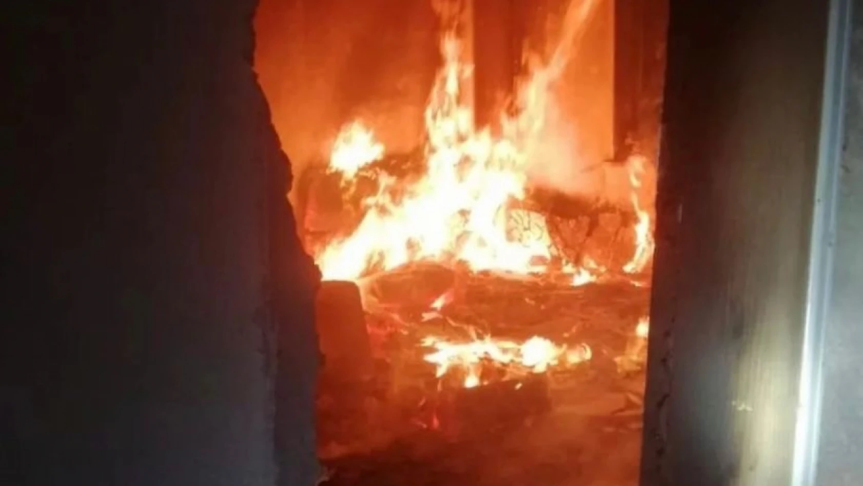 Elazığ'da korkutan yangın
