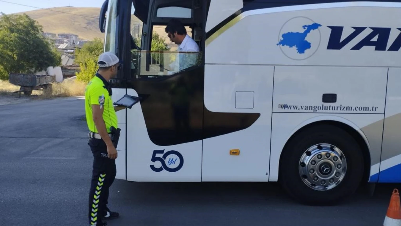 Elazığ'da otobüs şoförleri bilgilendirildi