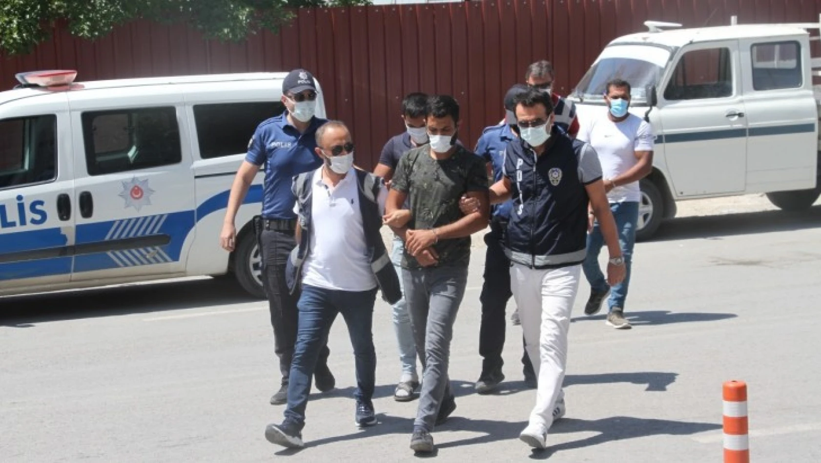 Elazığ'da polis ekipleri hırsızlara göz açtırmıyor: 7 şüpheli yakalandı