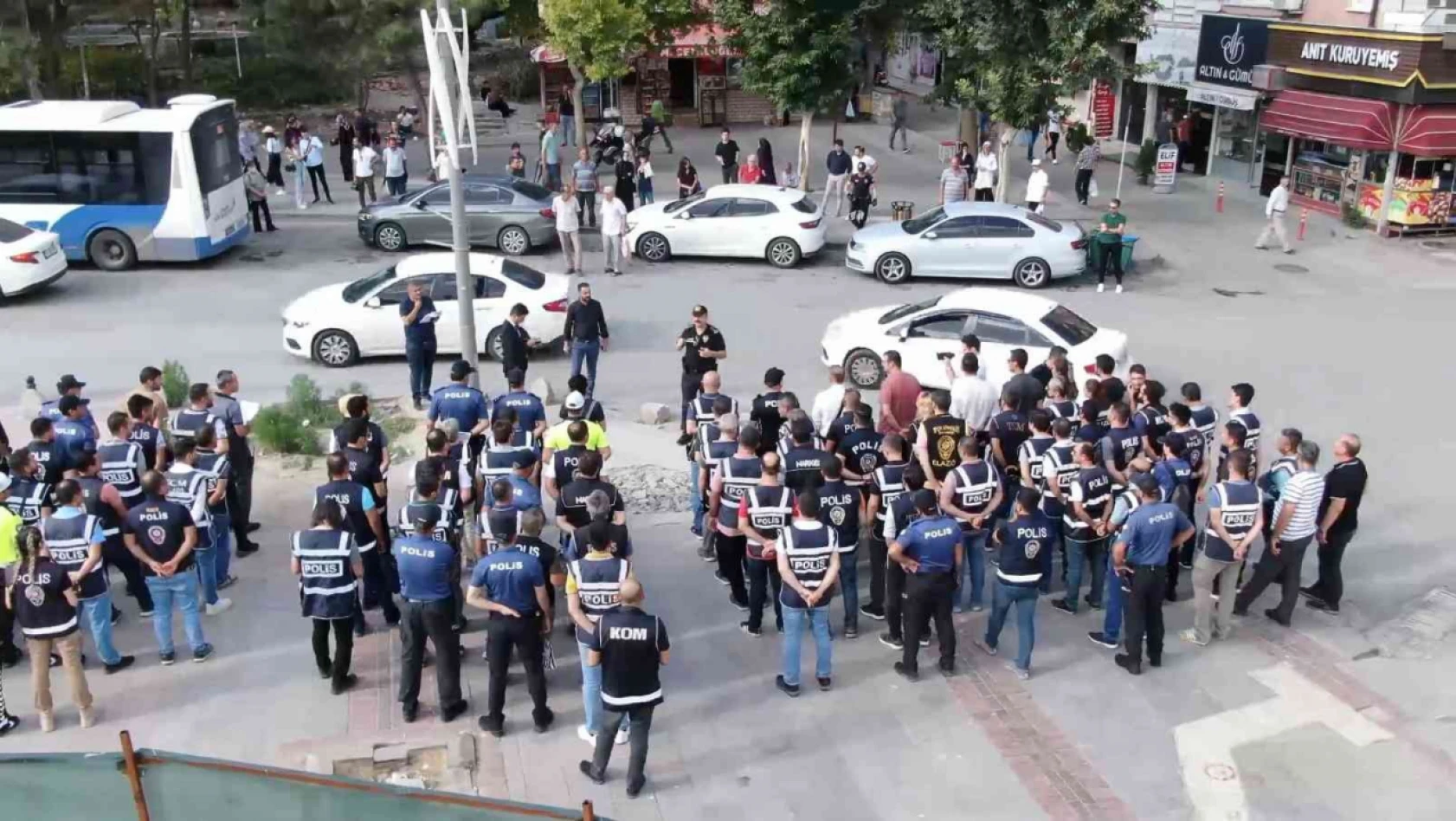 Elazığ'da polis göz açtırmıyor