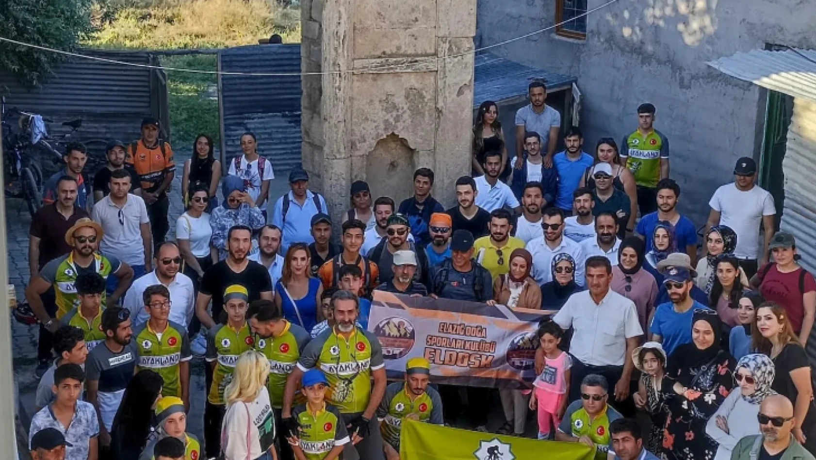 Elazığ'da sporcular 'Ali Bey Konağının' restore edilmesi için pedal çevirdi
