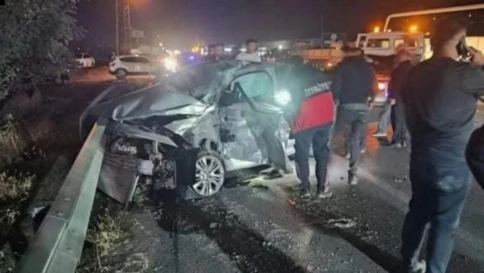Elazığ'da Trafik Kazası: 2 Yaralı