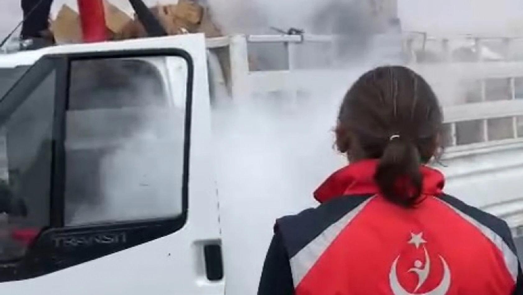 Elazığ'da UMKE ekipleri bu kez yangına müdahale etti