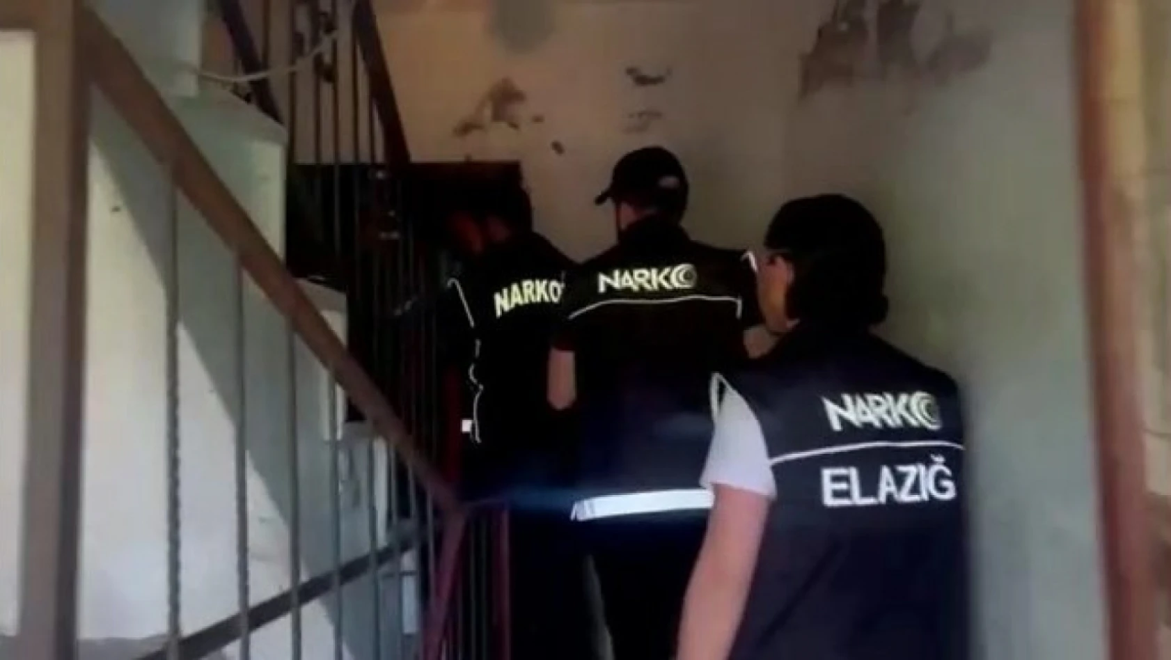 Elazığ'da uyuşturucu tacirlerine operasyon: 10 gözaltı