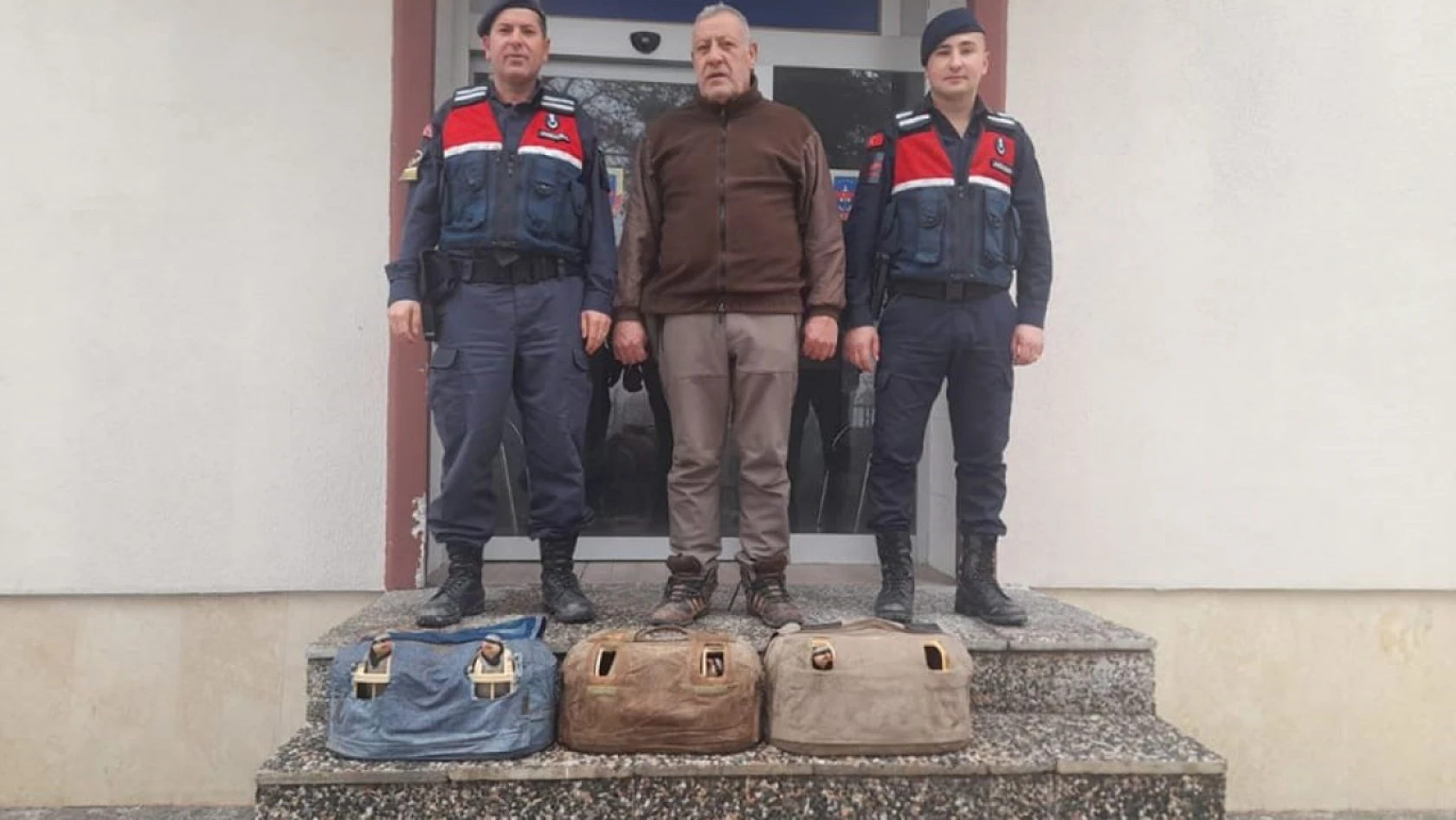 Elazığ'da yasa dışı avcılık yapan 3 kişiye idari işlem uygulandı