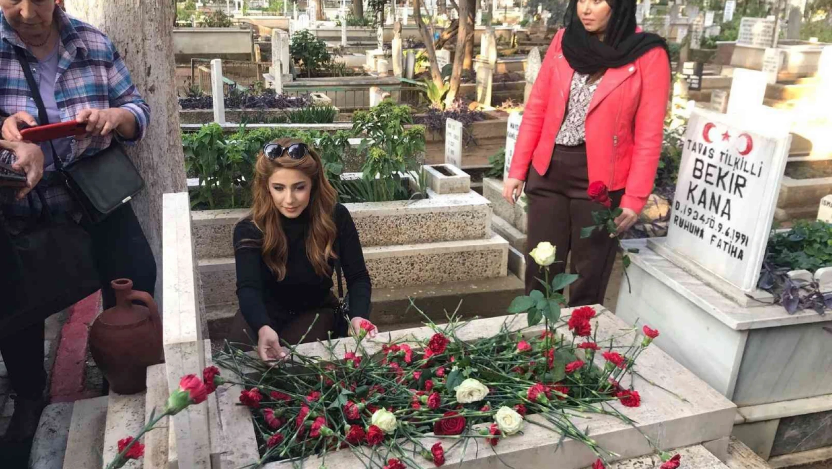 Elazığ'ın en genç kadın muhtarından Türkiye'nin ilk kadın muhtarına anlamlı ziyaret