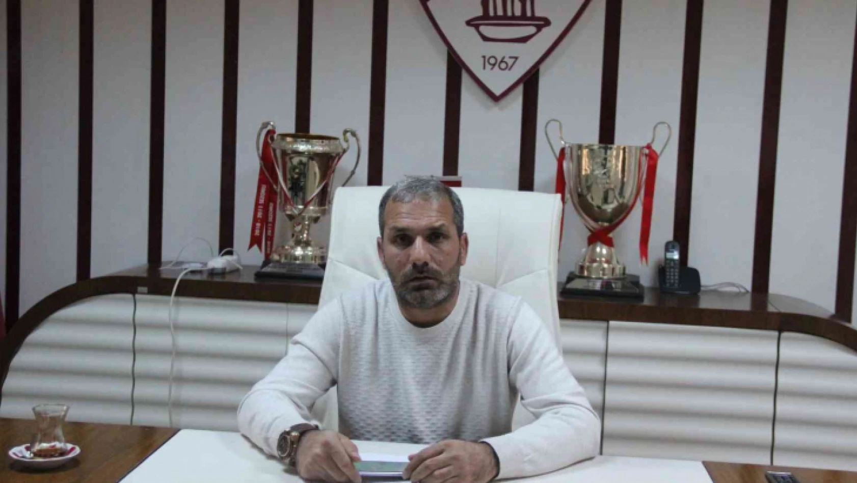 Elazığspor başkanı Serkan Çayır, transfere engel olan borcu açıkladı