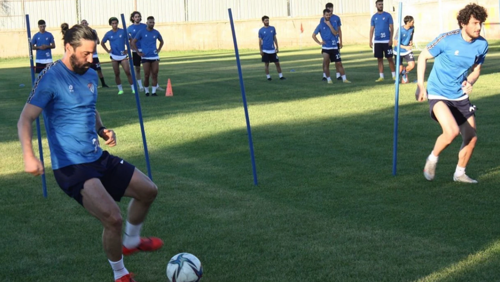 Elazığspor'da 30 futbolcu kamp kadrosunda