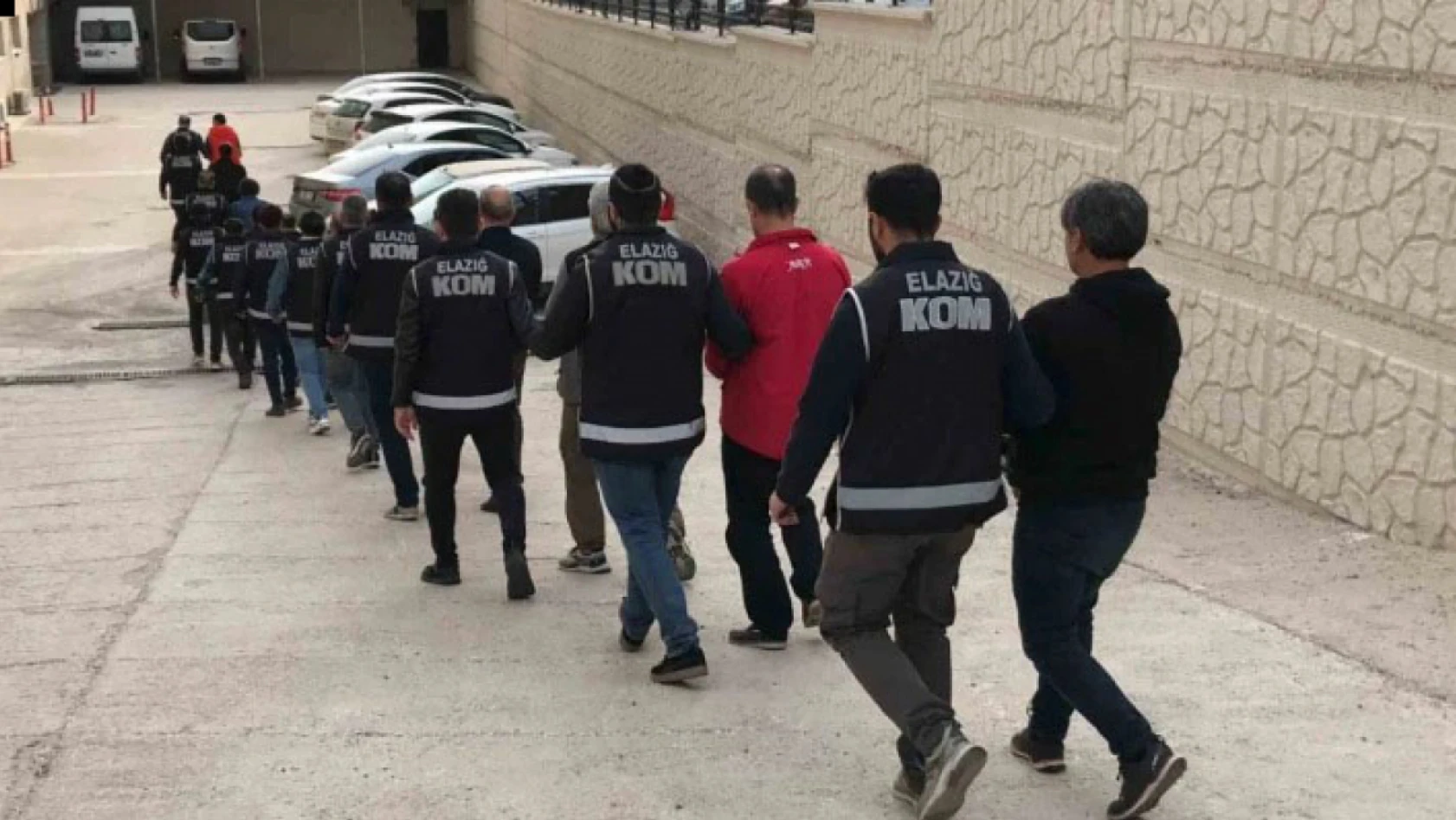 FETÖ'ye Elazığ Merkezli 8 İlde 'Kıskaç' Operasyonu: 23 Gözaltı