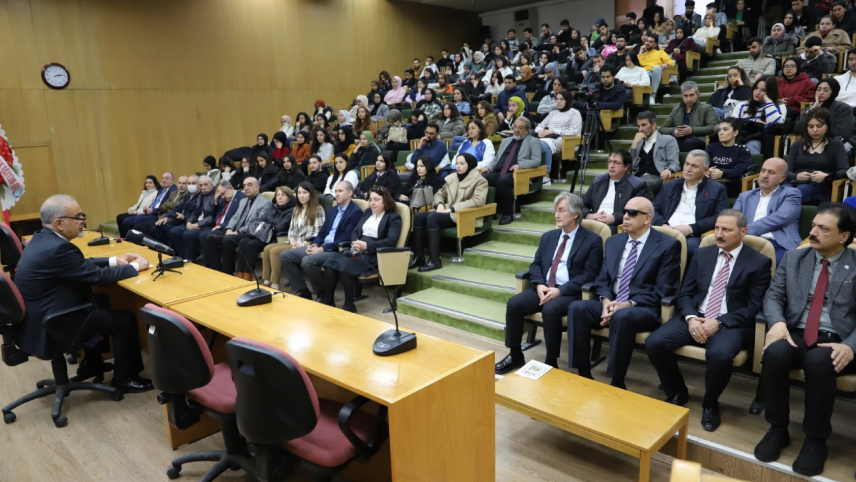 Fırat Üniversitesi'nde '109. Yılında Çanakkale Zaferi ve Sonrası' Konulu Konferans Düzenlendi