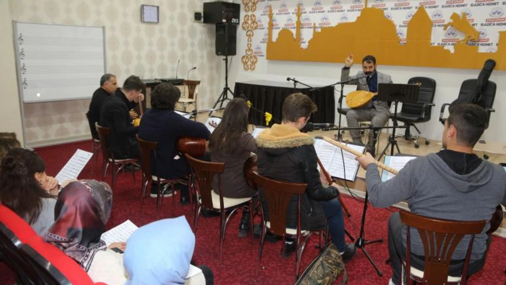 Elazığ Belediyesi Türk Halk Müziği Korosu Konseri Deprem Sebebiyle İptal Edildi